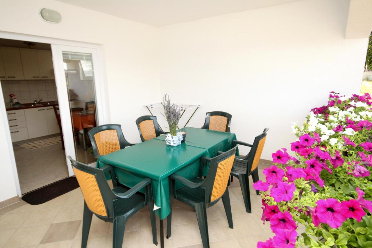 Apartments With A Parking Space Seline, Paklenica - 6603 Starigrad Paklenica Ngoại thất bức ảnh