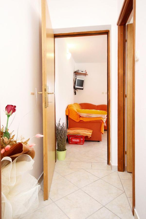 Apartments With A Parking Space Seline, Paklenica - 6603 Starigrad Paklenica Ngoại thất bức ảnh
