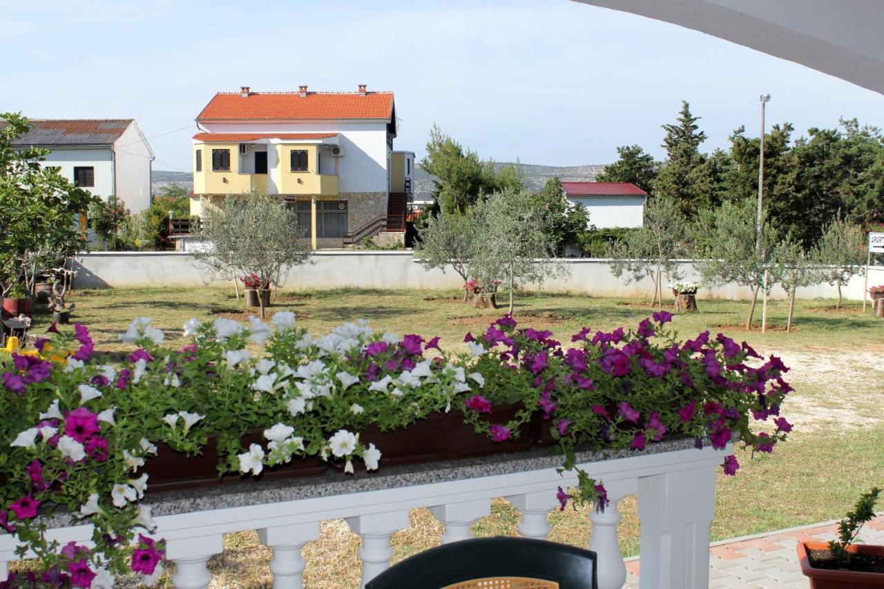 Apartments With A Parking Space Seline, Paklenica - 6603 Starigrad Paklenica Ngoại thất bức ảnh